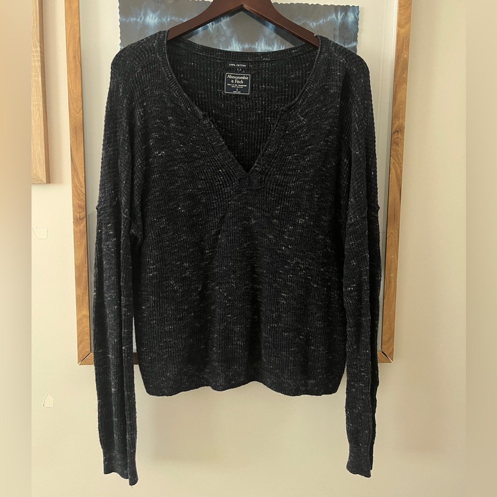 2019 Abercrombie & Fitch knit